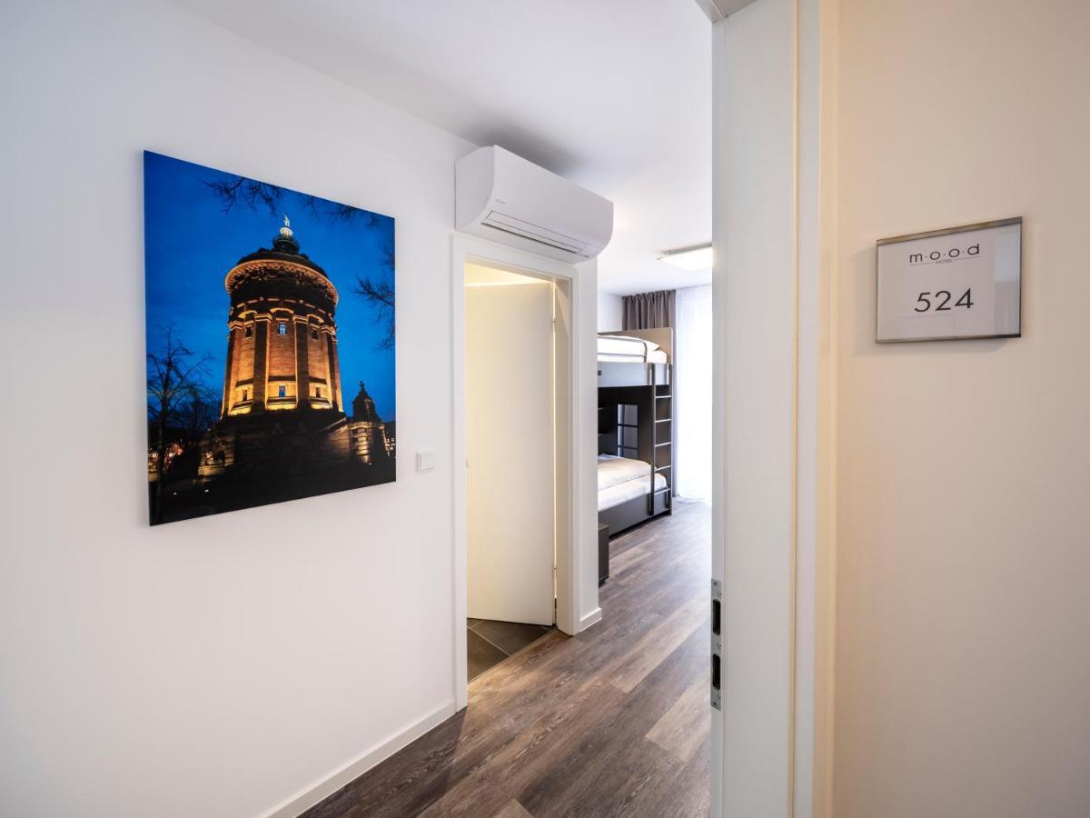 Boarding World Smart Hotel MHG Exterior photo